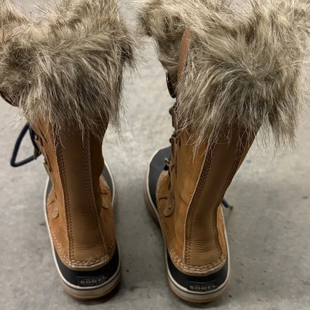 Sorel Tan and Black Fur-Lined waterproof Boots